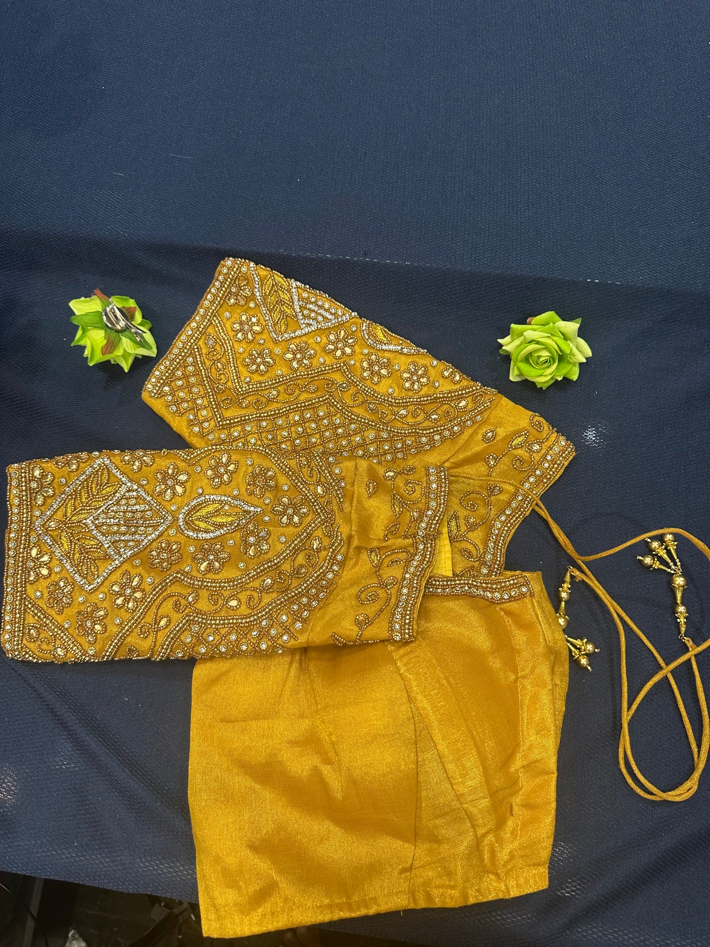 40” Aari hand Worked Sari Blouse Indian Top Choli Silk Gold B9