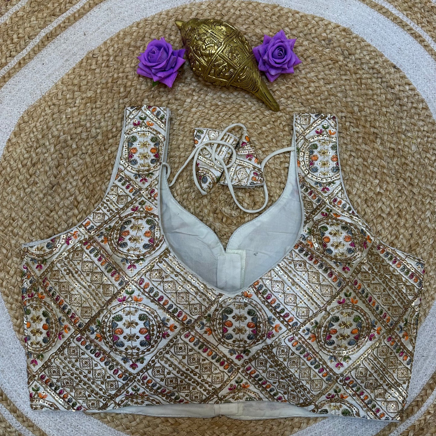 42” with margin up to 48” Size 12 Cream Sari Blouse Indian Saree Top B410