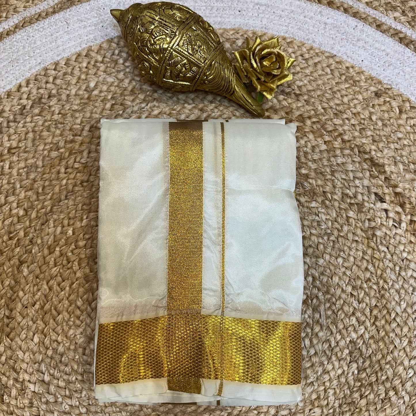 8x4 South Indian Vesti Men’s Cream Gold Vetti Dhotti V23