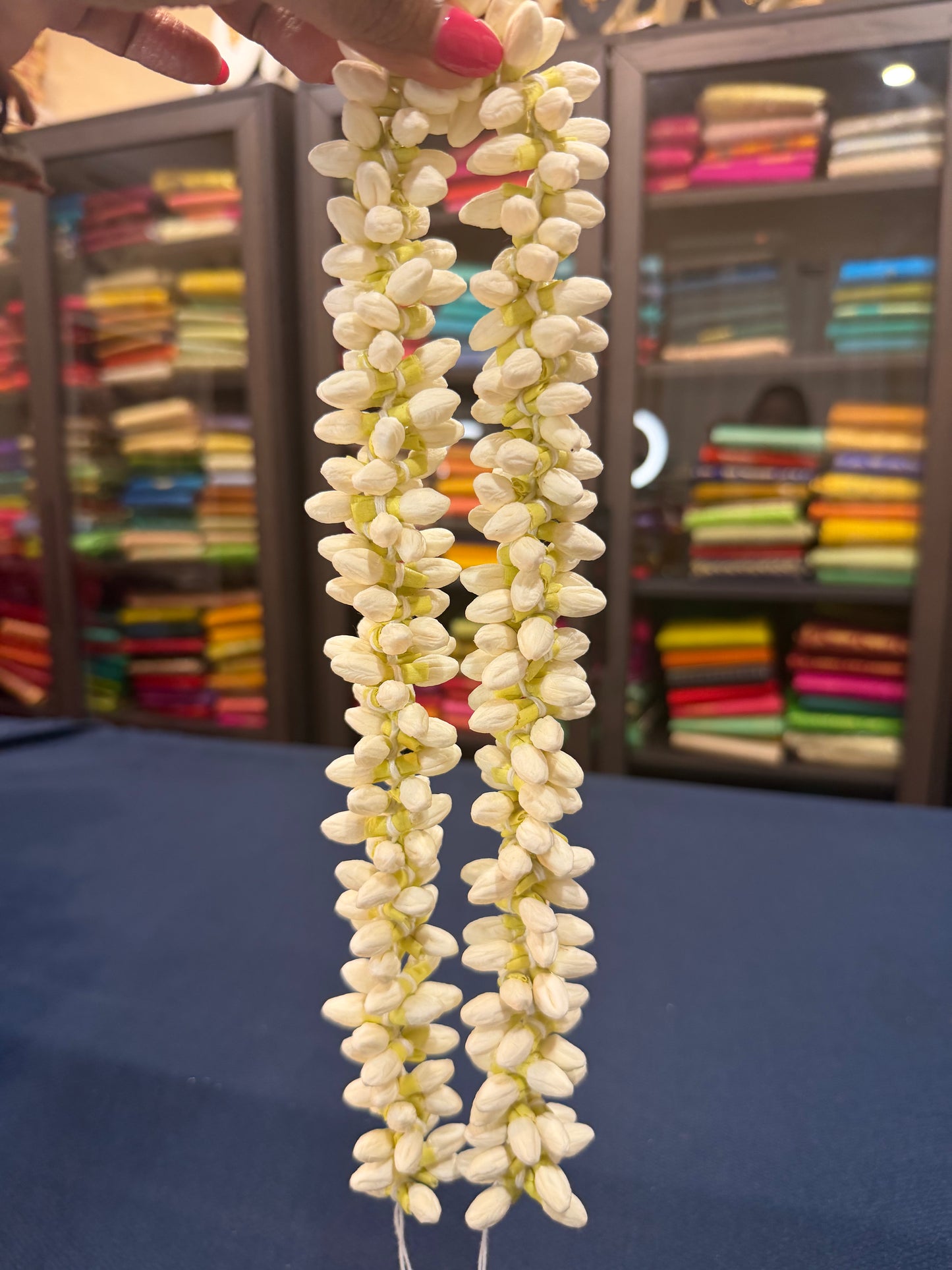 Mallipoo Natural Looking Handmade Jasmine Gajra G1