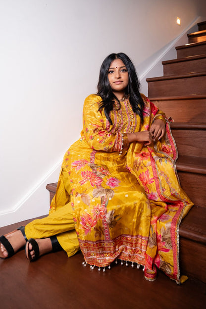 Yellow Floral Indian Pakistani Outfit Salwar Kameez Kurti Suit EID SS41