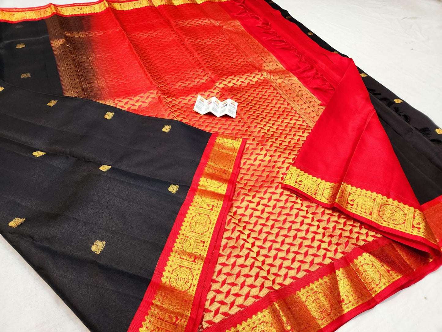 Kanjivaram Sari Pure Silk Saree | SPK018